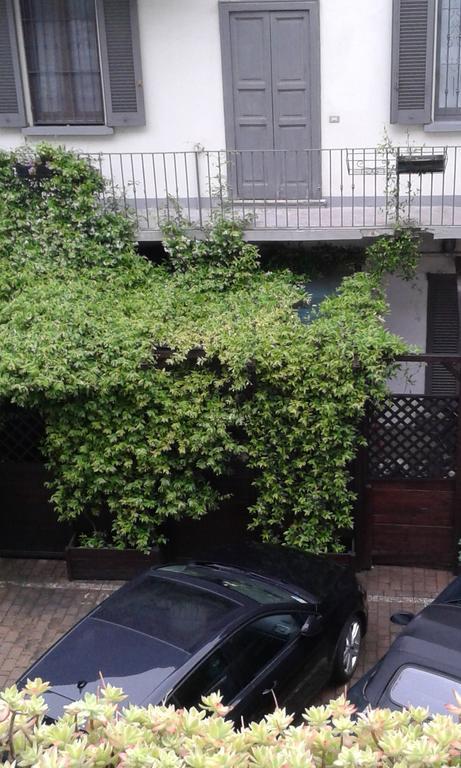 Appartamento Via Comune Antico Milan Bagian luar foto